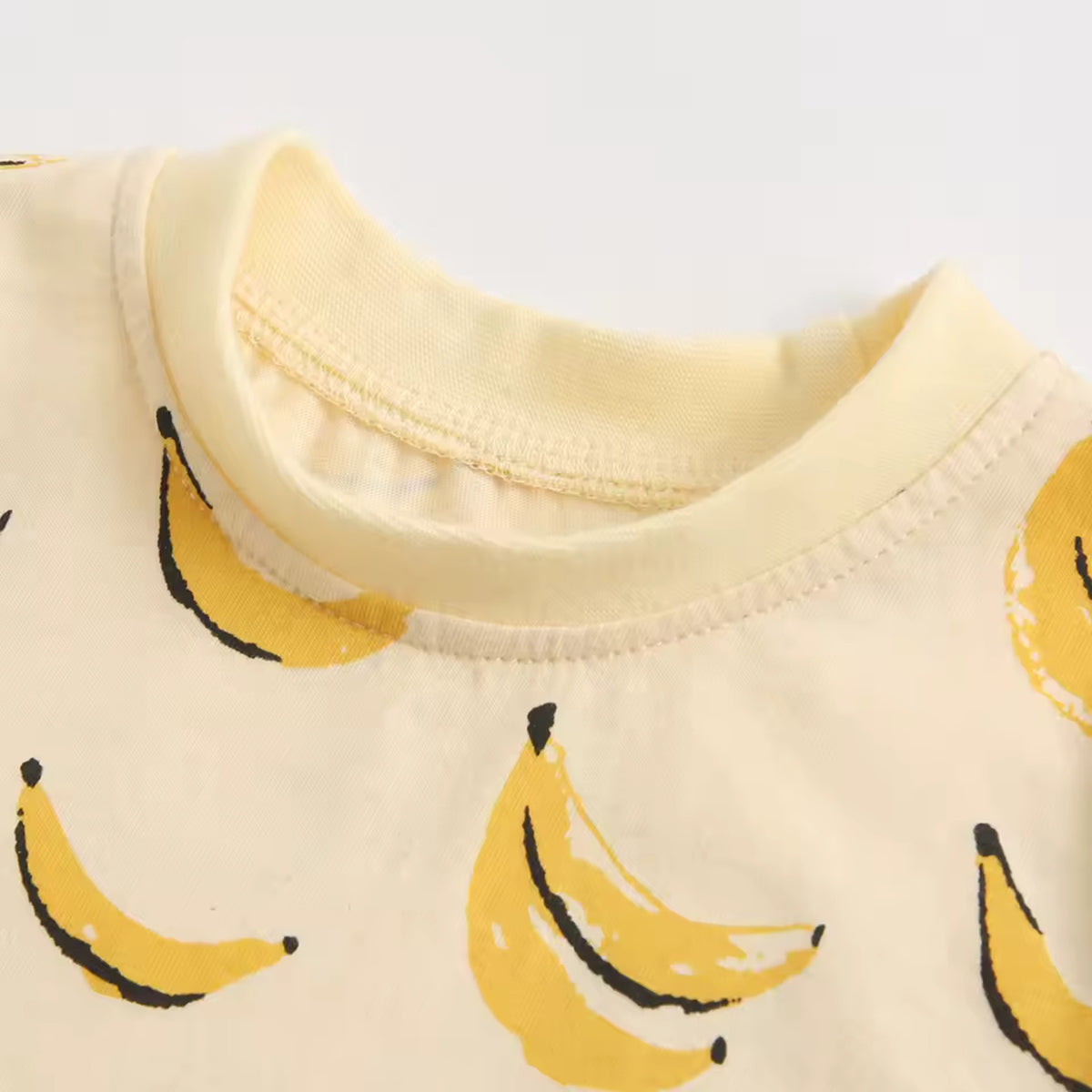 Banana Print Bodysuit Set - collar detail