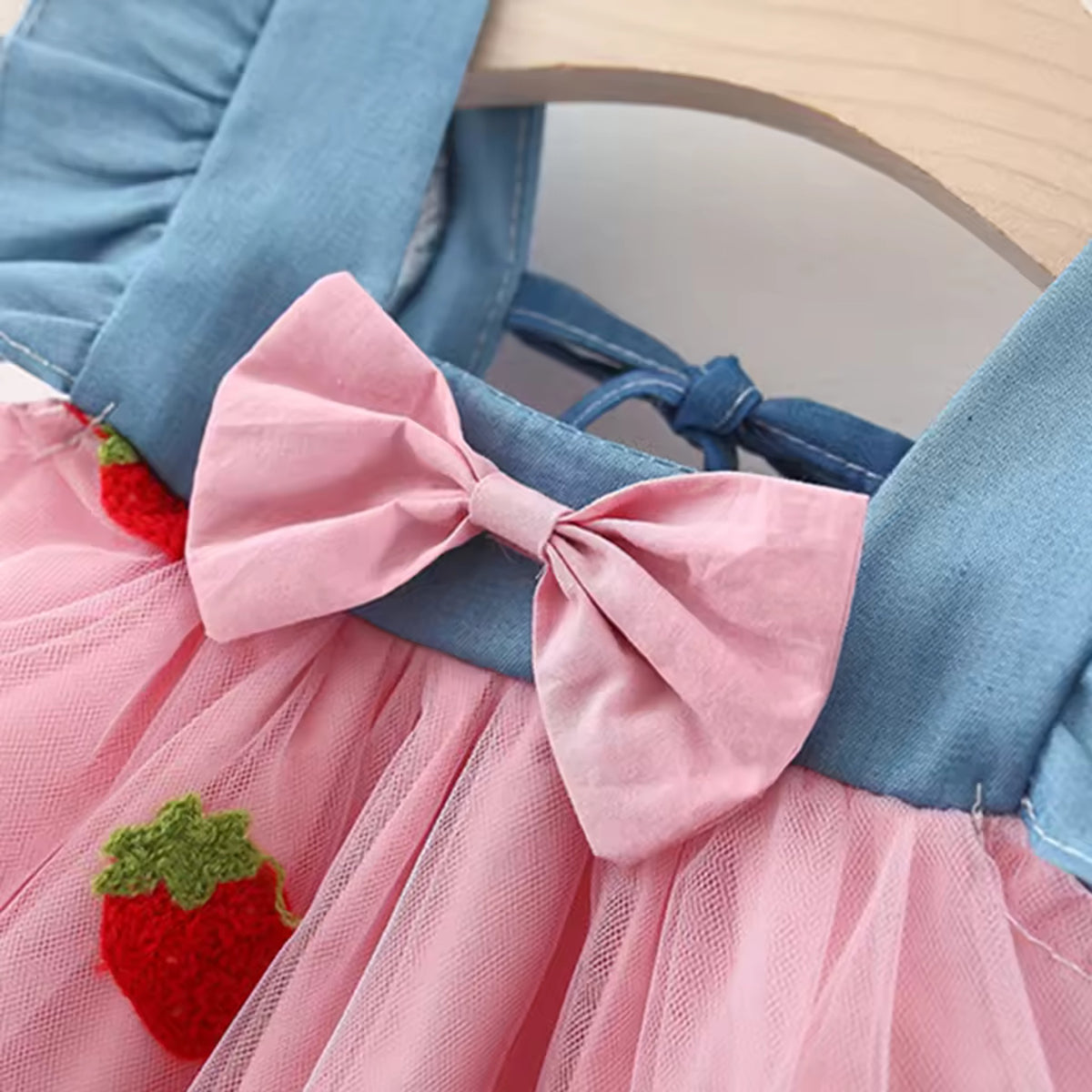 Berry Bow Mesh Dress, bow detail