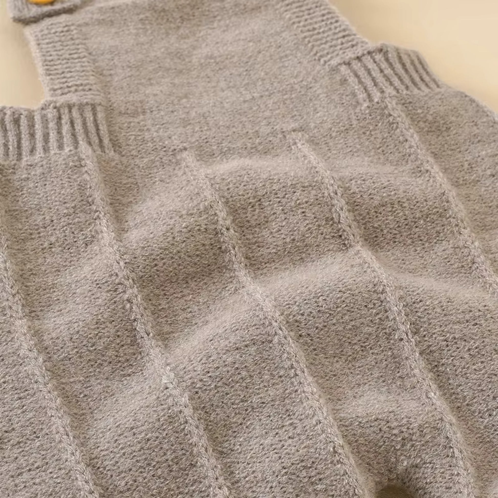 Knit Overall Hat Set - ribbed knit fabric detail