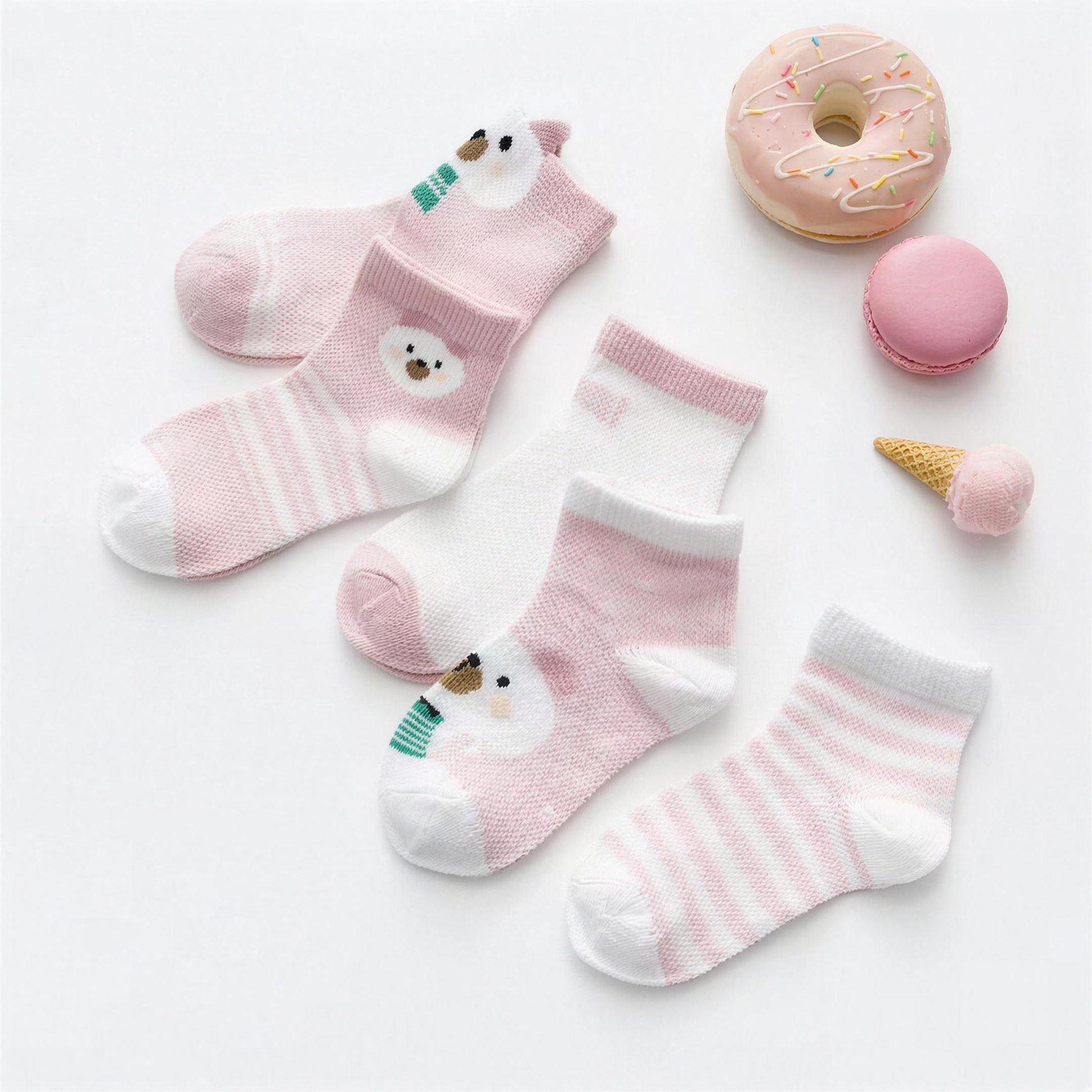 Rosy Bear Sock Set - lifestyle photo